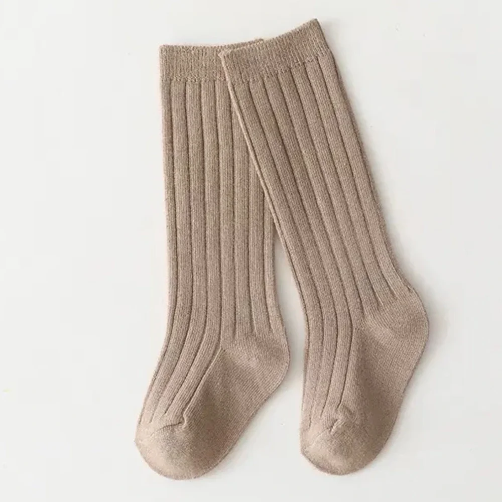 New lot of 5 pair of baby knee high socks 0-6 months